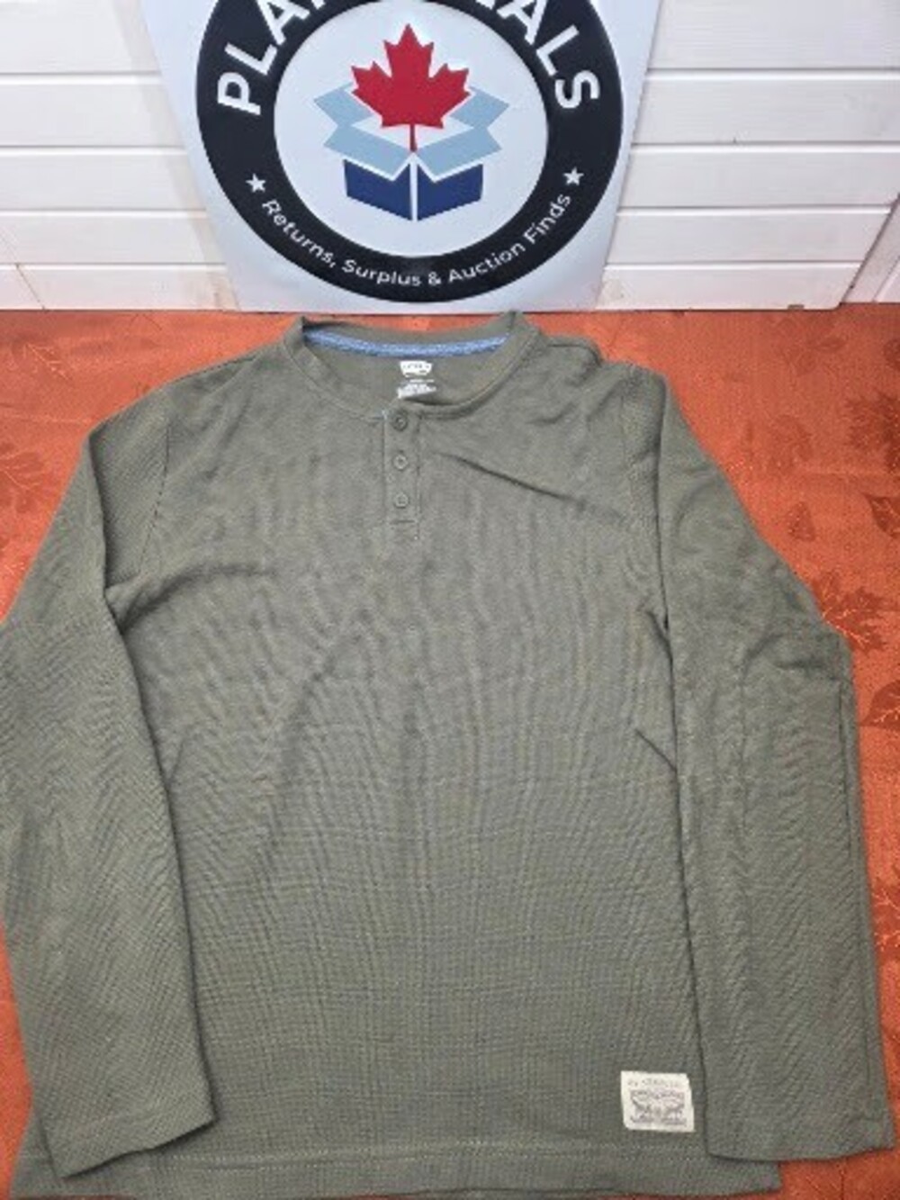 Levi's Boys Long Sleeve Waffle Knit Henley Shirt Olive Green XL